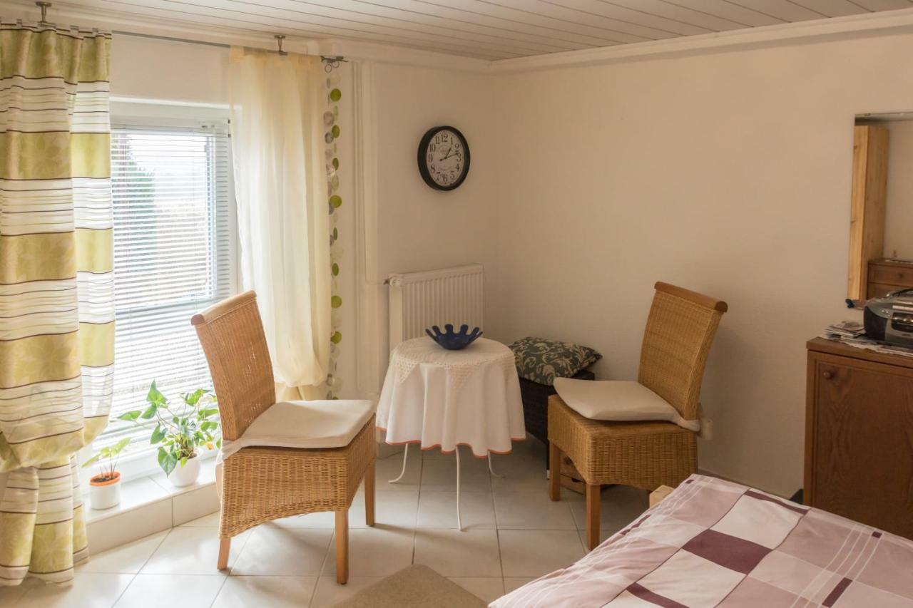 Ferienwohnung Buettner Solms-Oberbiel المظهر الخارجي الصورة